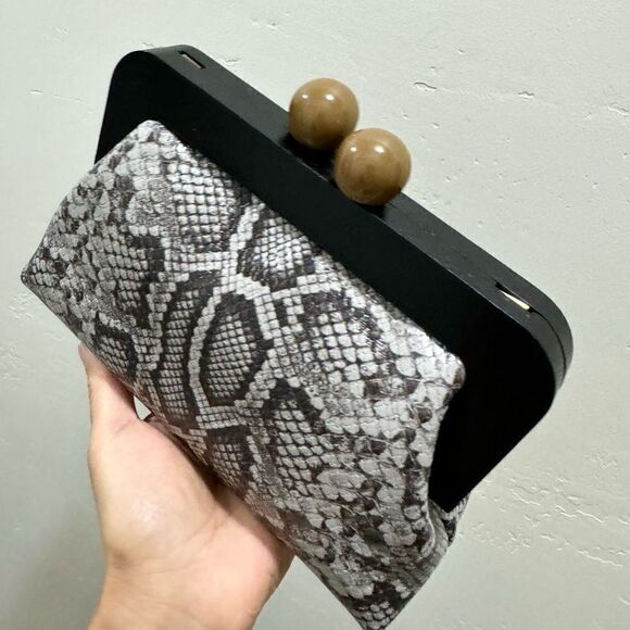 Snake Embossed Leather Handmade Wooden Frame Clutch, Wristlet, Crossbody Bag - Picture 14 of 16